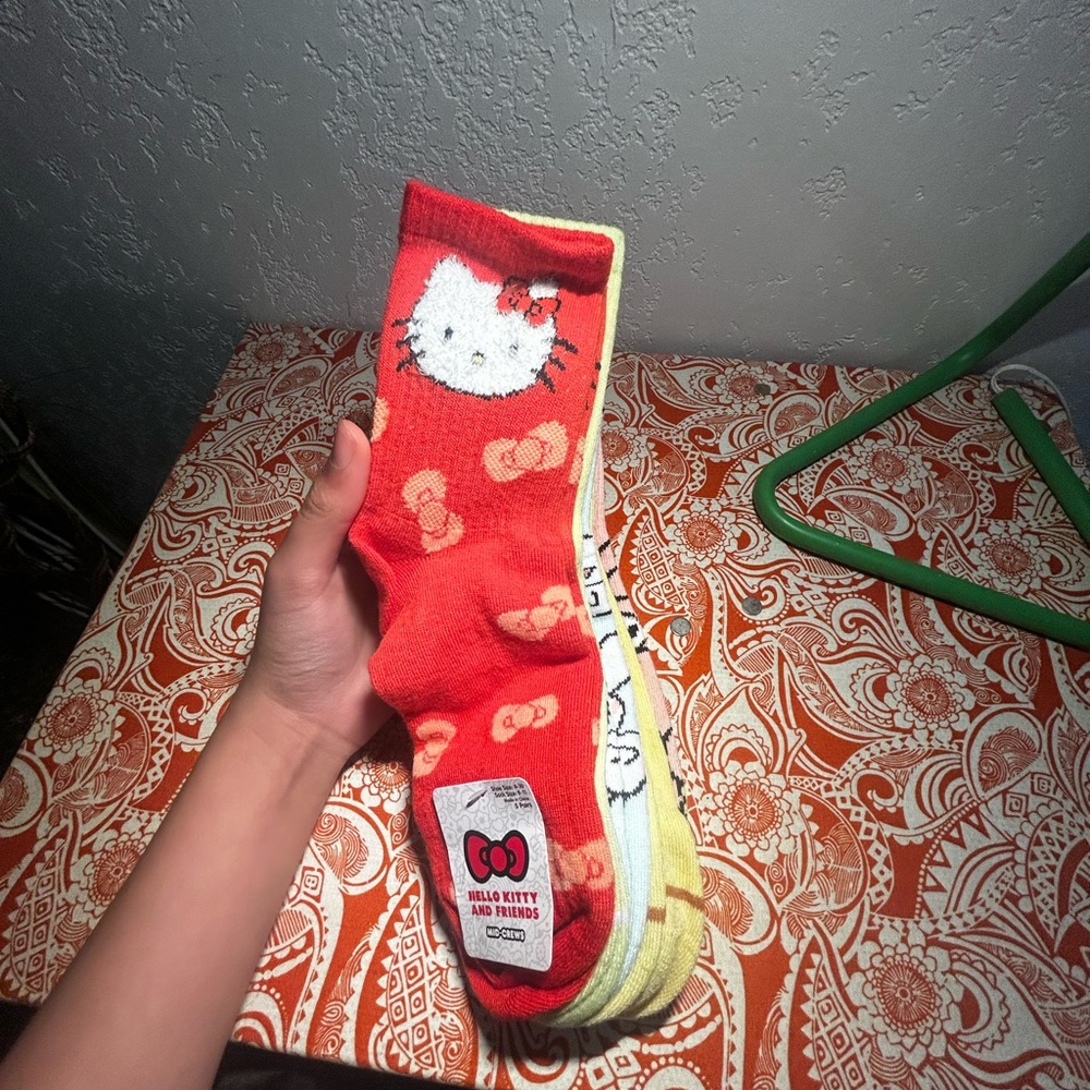 Hello kitty socks